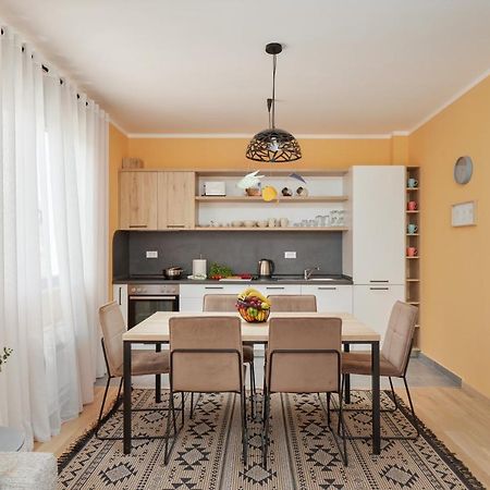 Premium-Designed Apartments Tivat Eksteriør billede
