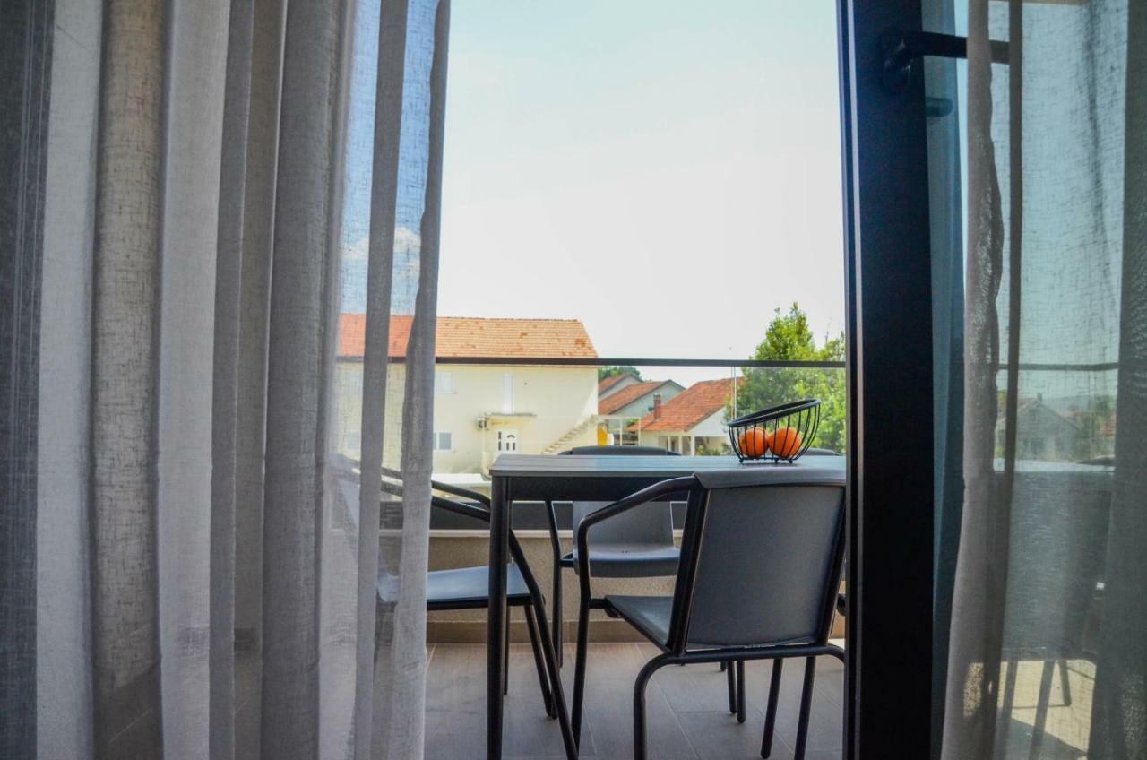 Premium-Designed Apartments Tivat Eksteriør billede