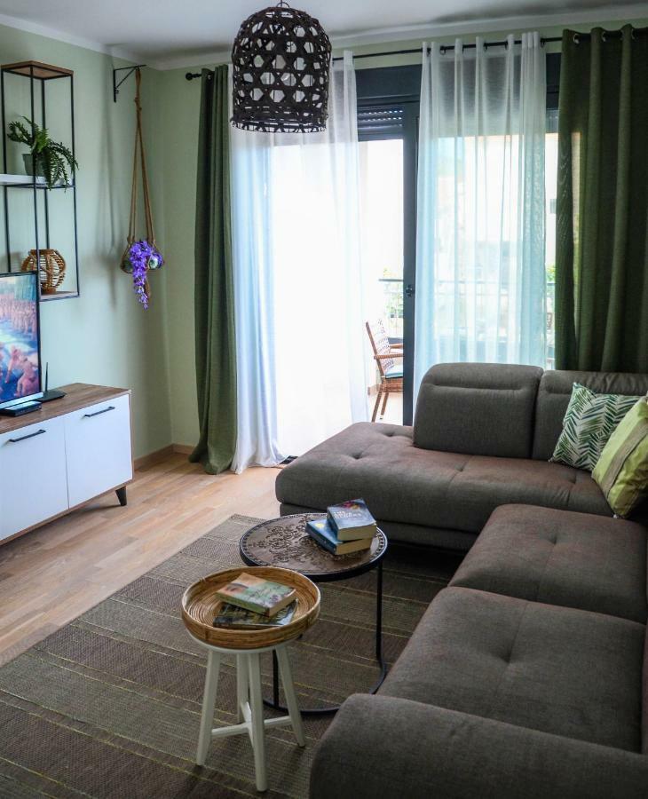 Premium-Designed Apartments Tivat Eksteriør billede