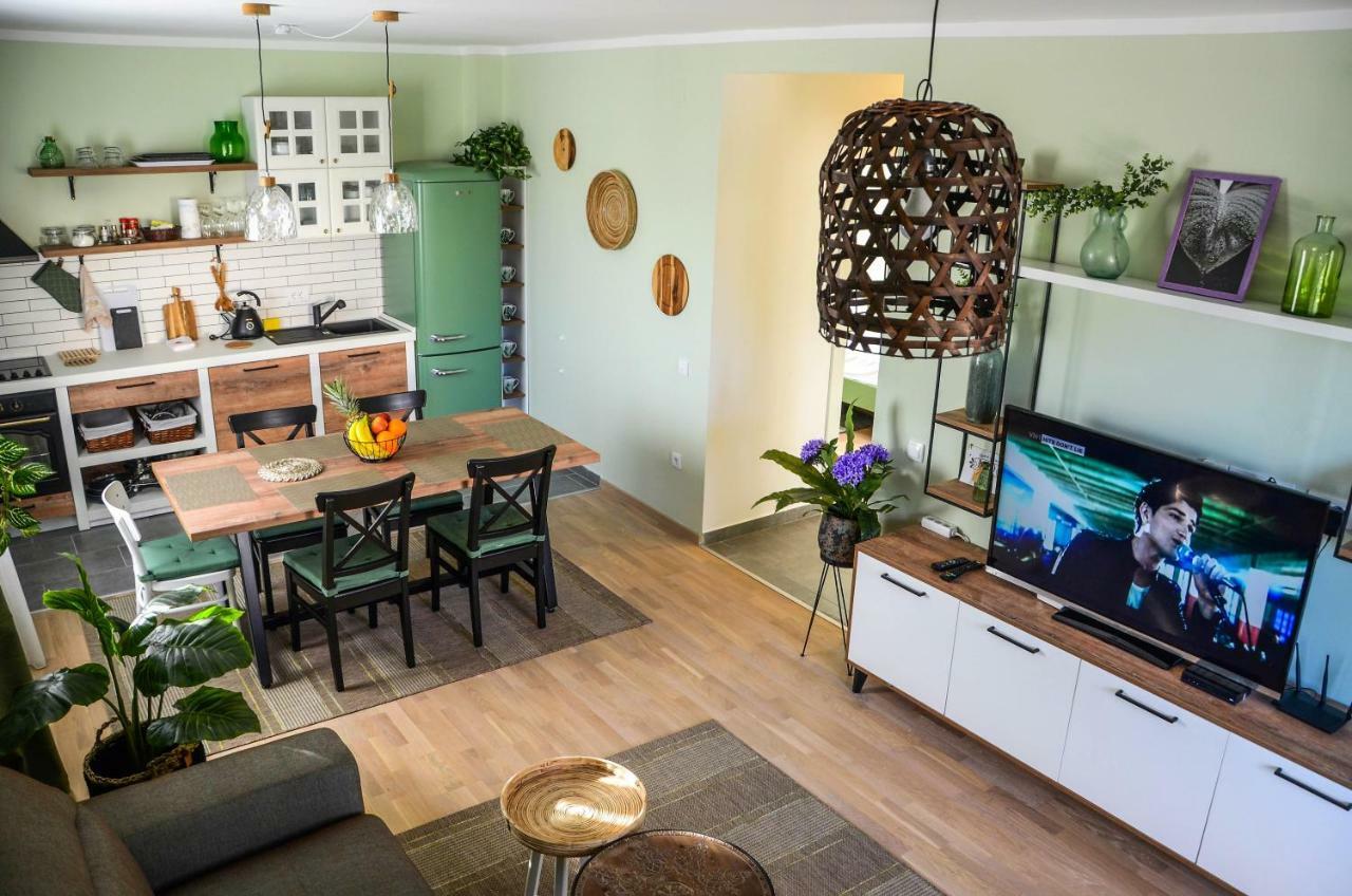 Premium-Designed Apartments Tivat Eksteriør billede